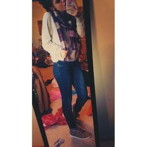 Meet your Posher, Jade