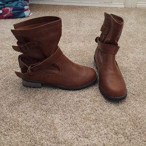 Leather ankle boots