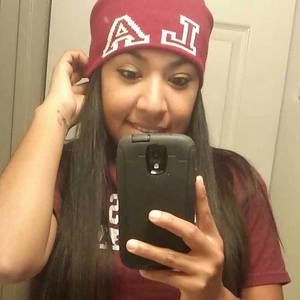 Meet your Posher, Carina