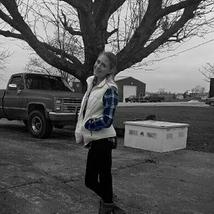 Meet your Posher, Emma