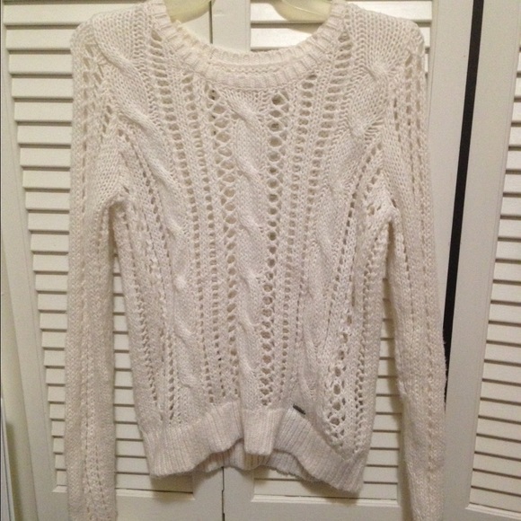 Cream Abercrombie and Fitch sweater