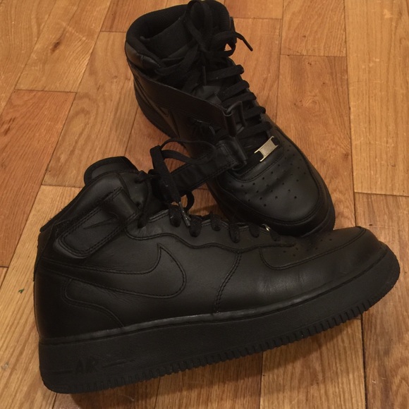 Black Nike Air Force Mids