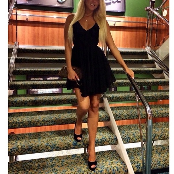 Guess black dress