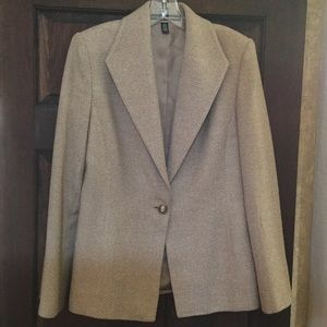 Beautiful Linda Allard for Ellen Tracy Blazer
