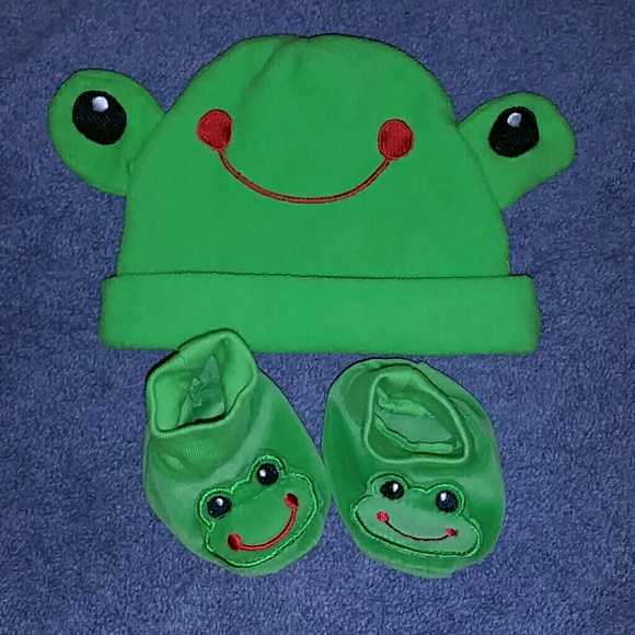Cute baby frog set