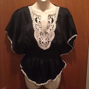 Black & white embroidered dolman sleeve top