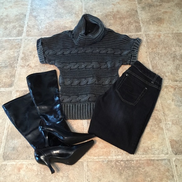 Nine West Sweater