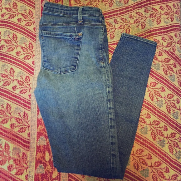 Joe's Super Skinny Cropped Jegging