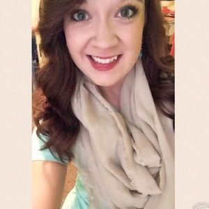 Meet your Posher, Jessica