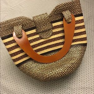 Vintage woven tote bag with wooden handles