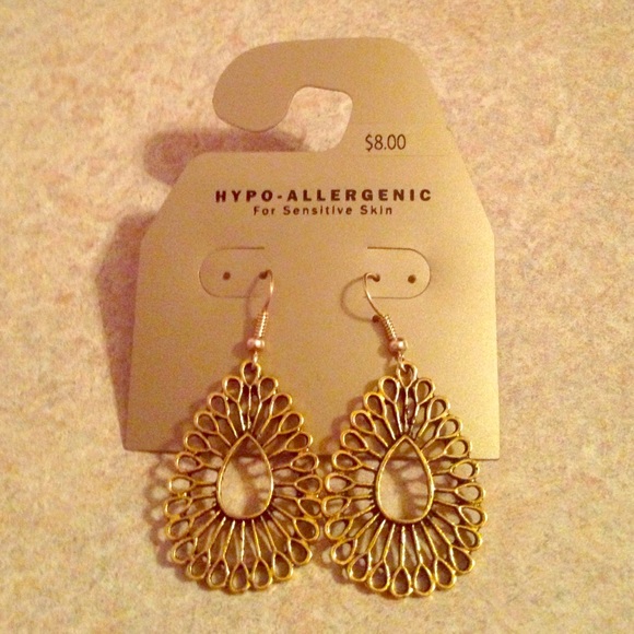Cute gold earrings