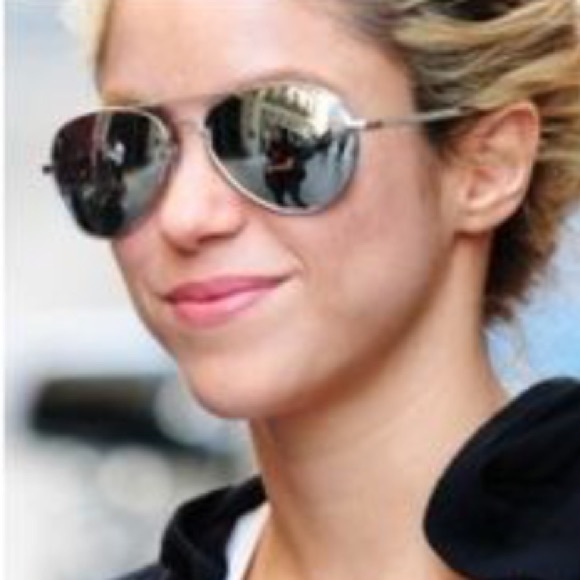 Silver ray bans with case