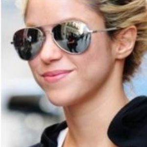 Silver ray bans with case