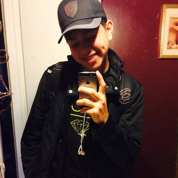 Meet your Posher, Dave - Picture 1 of 1