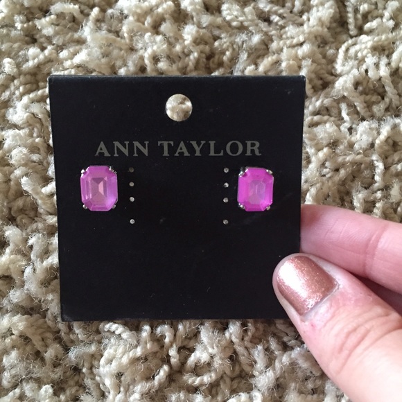 NWT Ann Taylor earrings
