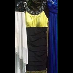 Short black/yellow dress