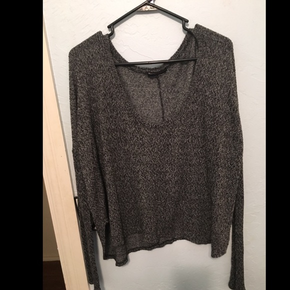 Brandy Melville sweater - Picture 1 of 2