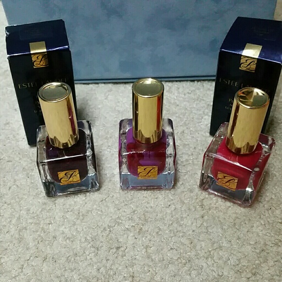 Estee Lauder nail lacquer