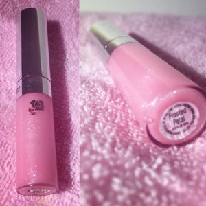 Lancôme Paris lip gloss