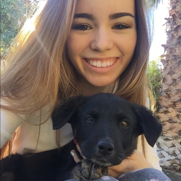 Meet your Posher, Maria - Picture 1 of 1