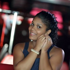 Meet your Posher, Elisa