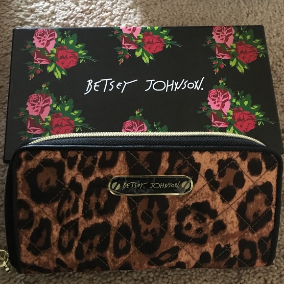 *New* Betsey Johnson Quilt Leopard Wallet