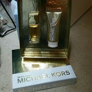 Michael Kors Sexy Amber
