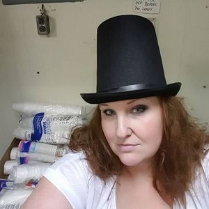 Meet your Posher, Macquel