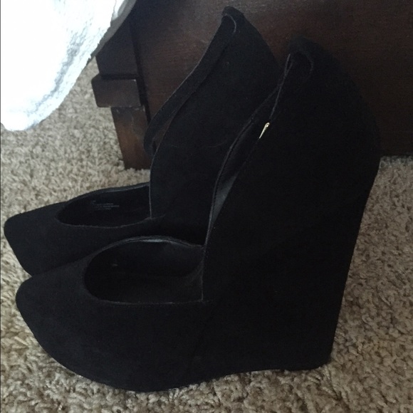 Steve Madden black wedges - Picture 4 of 4