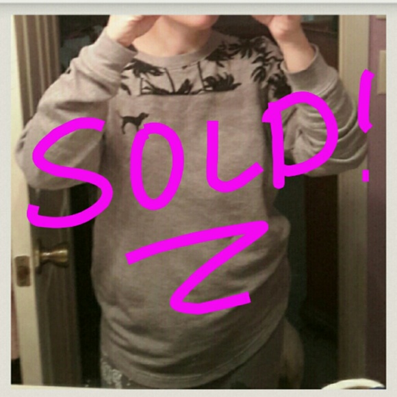 VS PINK PALM TREE LONG SLEEVE - Picture 1 of 4