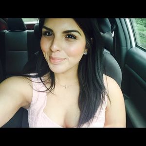 Meet your Posher, Karina