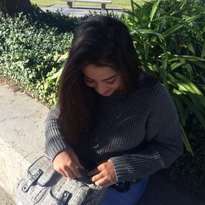 Meet your Posher, Alejandra