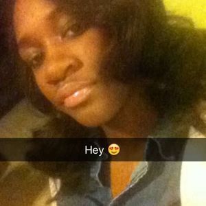 Meet your Posher, Amirah