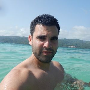 Meet your Posher, Christopher