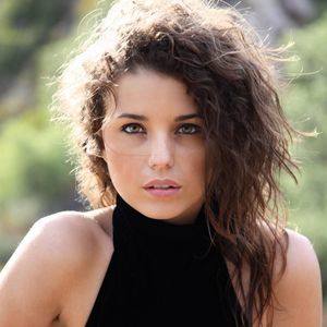 Meet your Posher, Mercedes