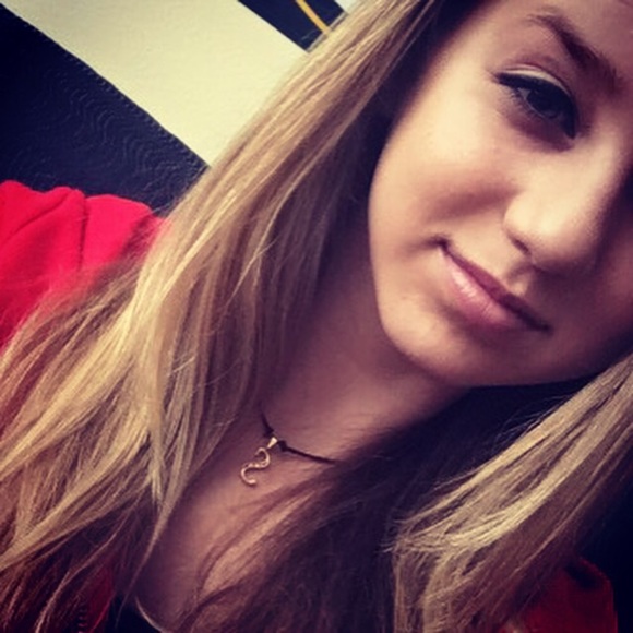 Meet your Posher, Savanna