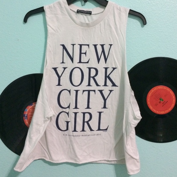 Brandy Melville muscle tee