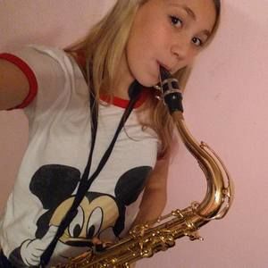 Meet your Posher, DeLanae