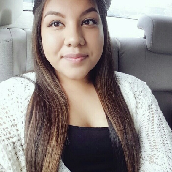 Meet your Posher, Jhovana