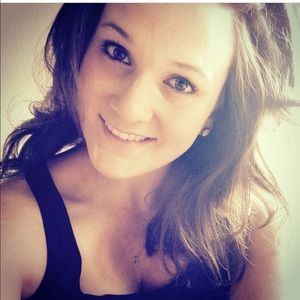 Meet your Posher, Savannah