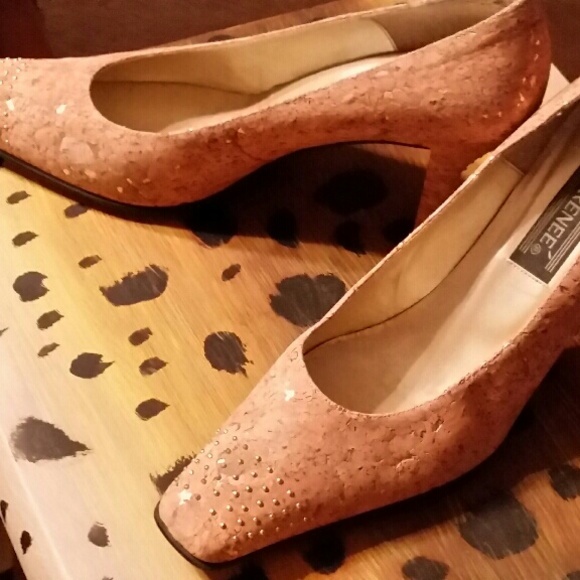 J'Renee Cork and Gold studded Pumps