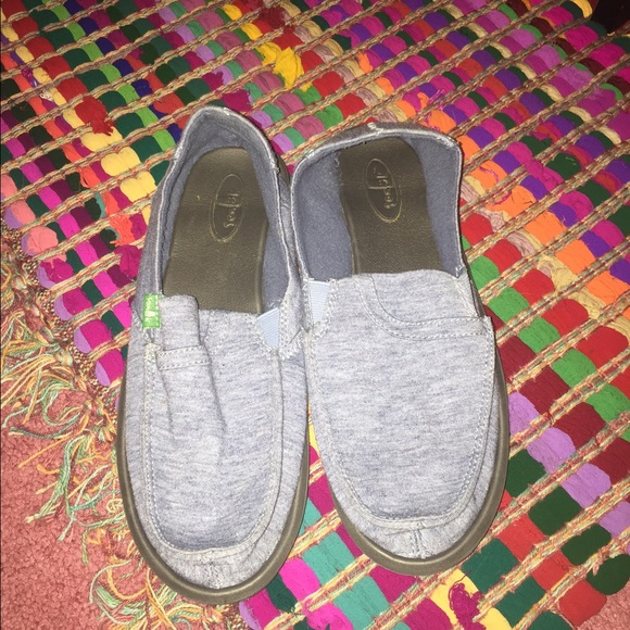 Sanuks