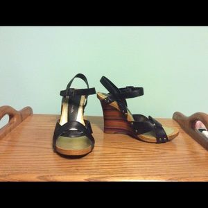 Nina Colorful Wedges