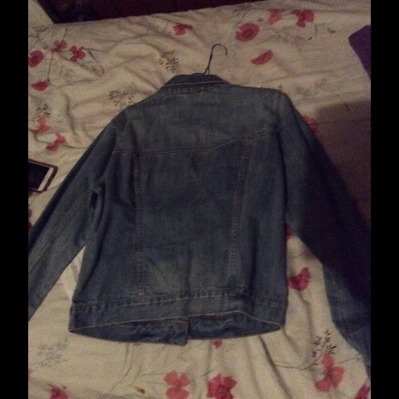 Jean jacket - Picture 4 of 4