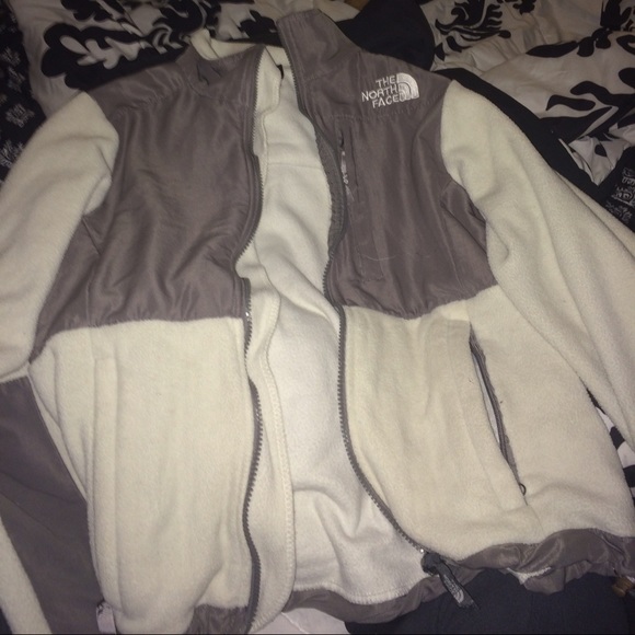 THE NORTH FACE