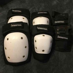 Matching Set of Skating Pads