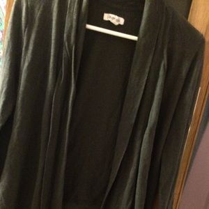 Aeropostale flowy cardigan gray