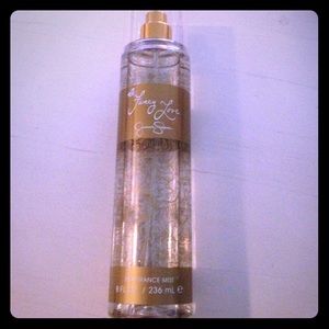 Jessica Simpson fancy love fragrance mist