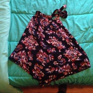 Hollister tie knot top