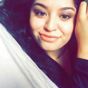 Meet your Posher, Jenny